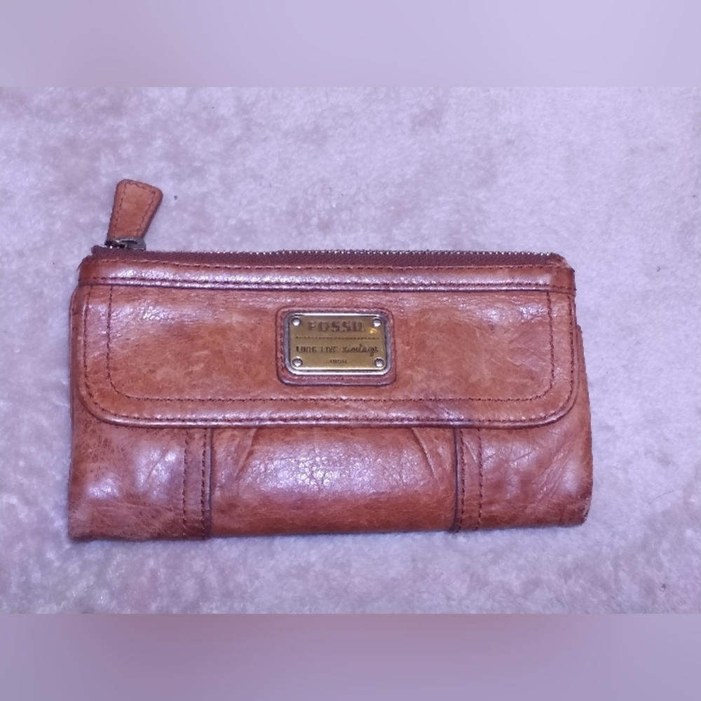 Fossil Brown Leather Zip Wallet